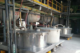 賽朗吊袋離心機(jī)耐用，壽命是同行的2倍以上，采購劉經(jīng)理又得到了老板的認(rèn)可。